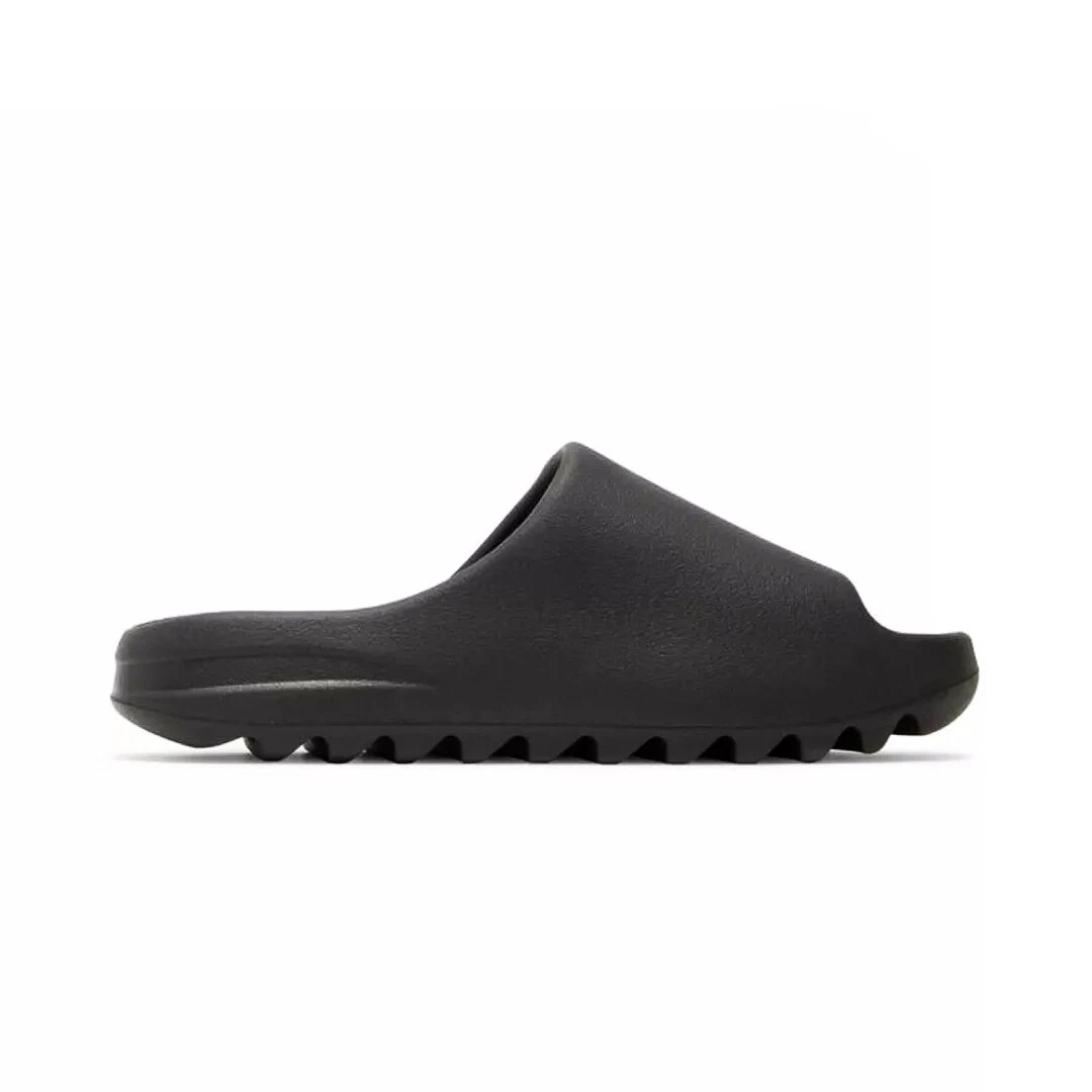 Yeezy Slides - Onyx/Bone/Salt